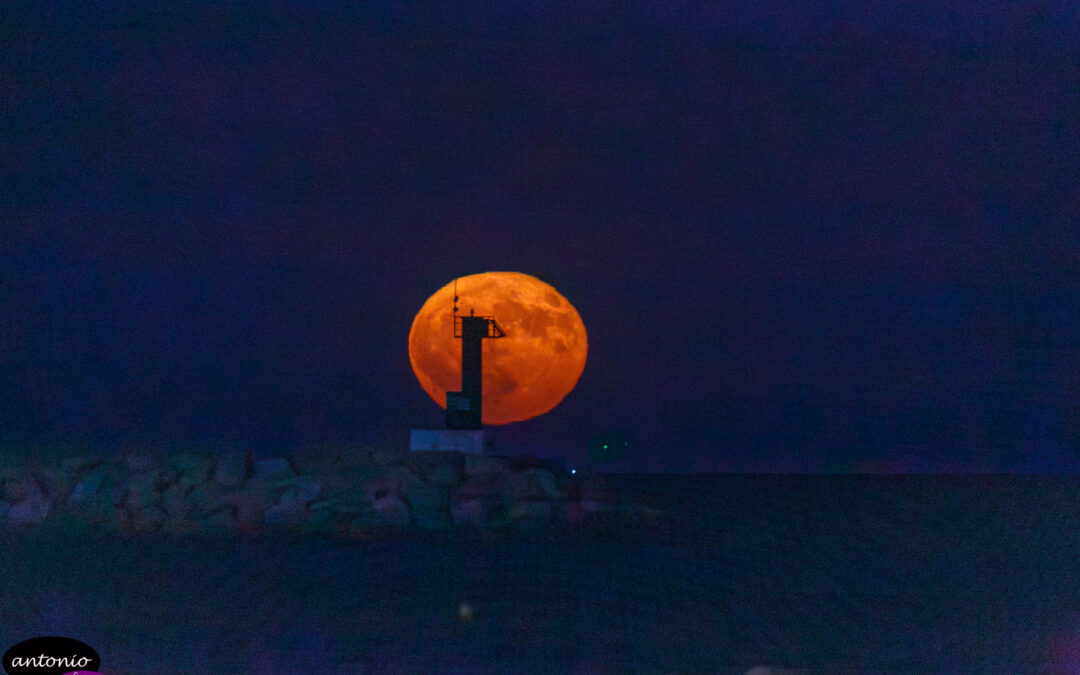 Luna en Cambrils
